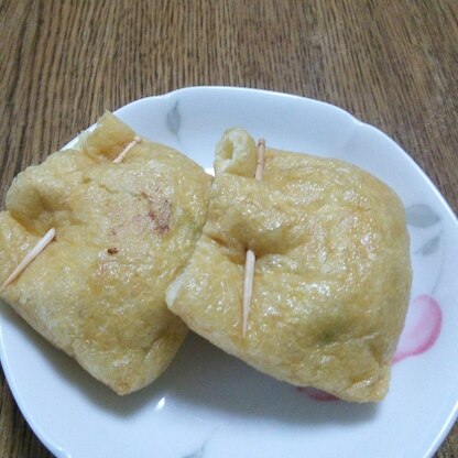 チーズをたっぷりいれたら焼いている途中にはみ出してしまいました～(≧▽≦)

ポン酢で食べました
美味しかったです。